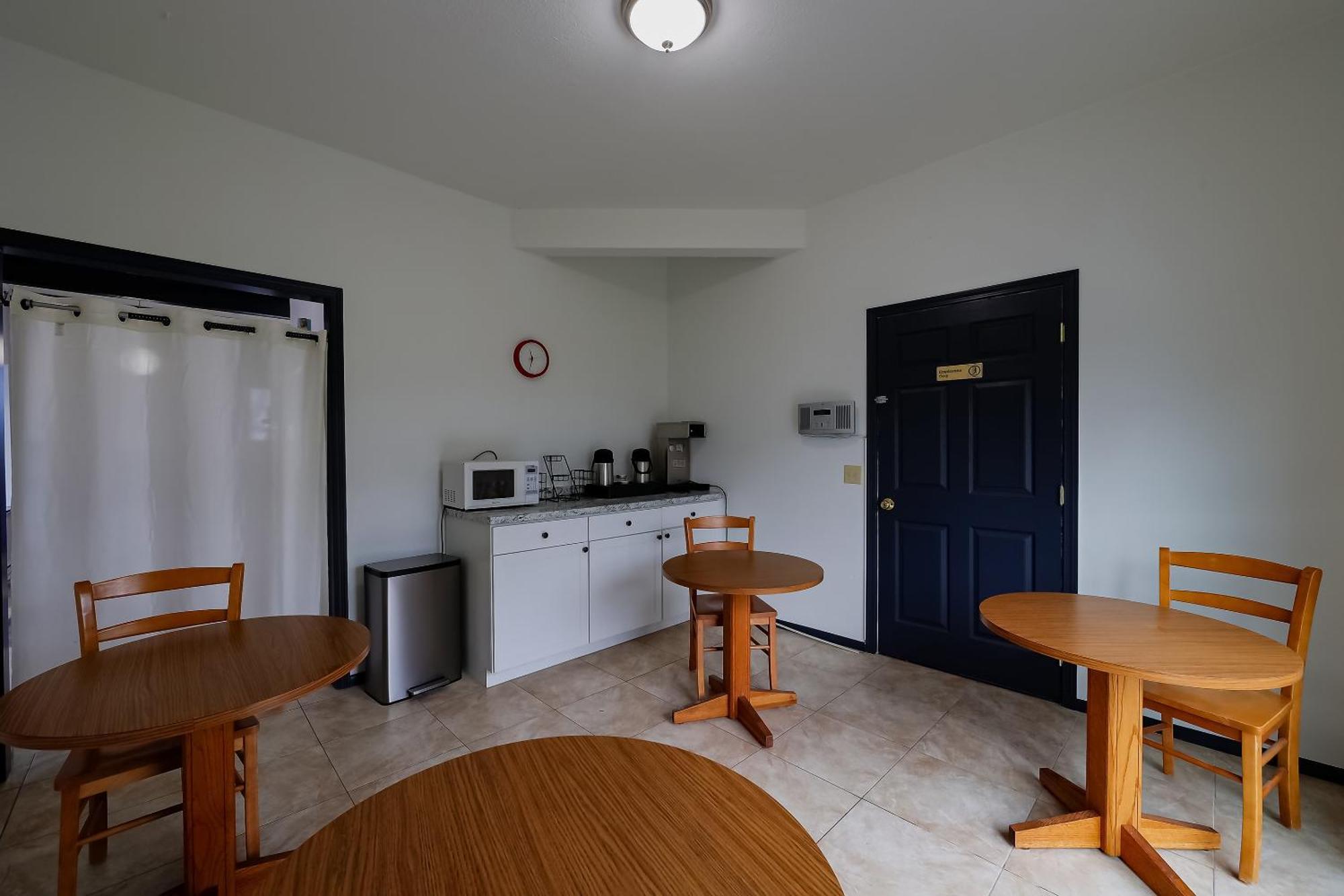 Coastal Inn By Oyo Lincoln City - Oregon Coast Hwy Bagian luar foto