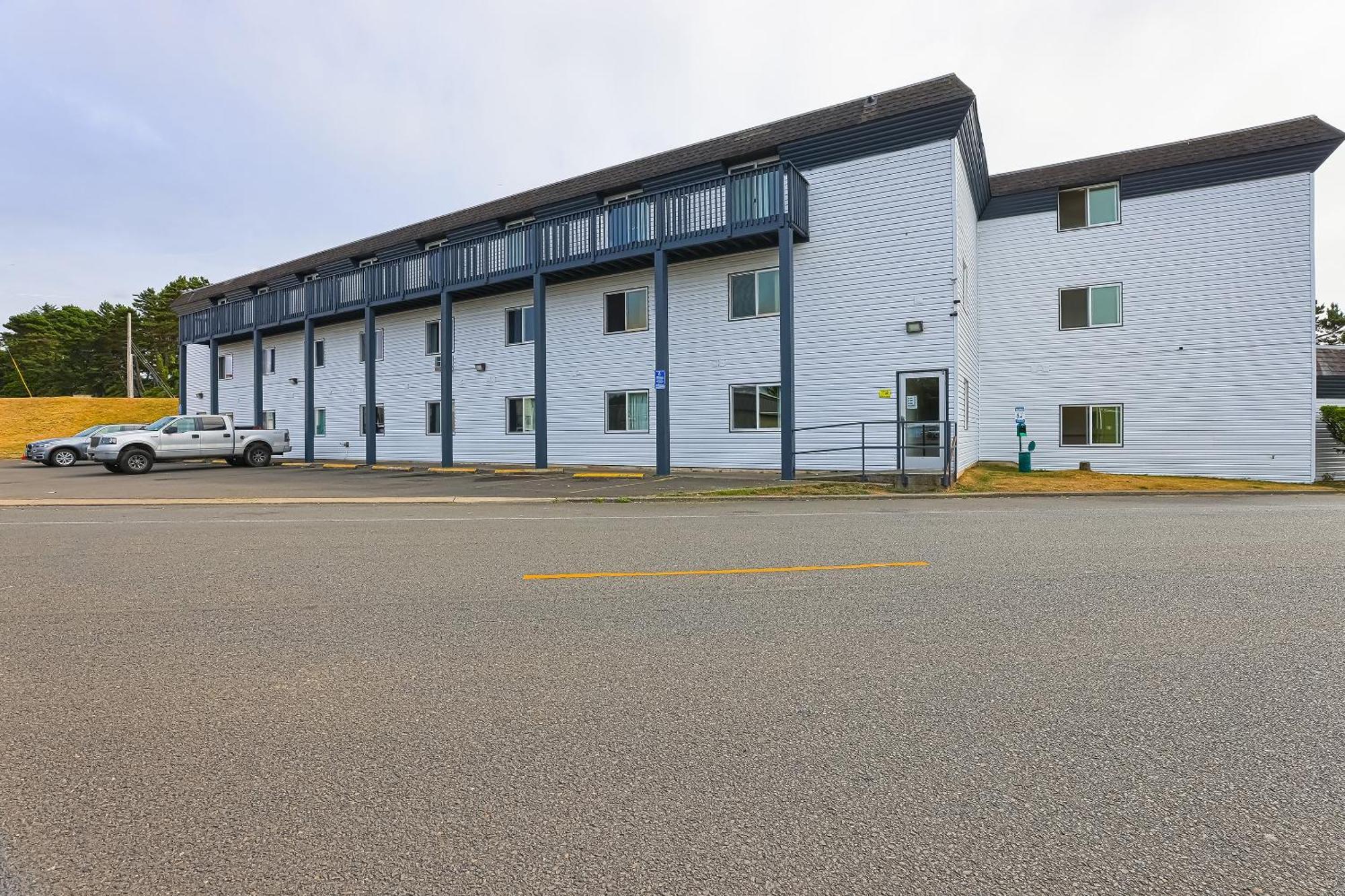Coastal Inn By Oyo Lincoln City - Oregon Coast Hwy Bagian luar foto