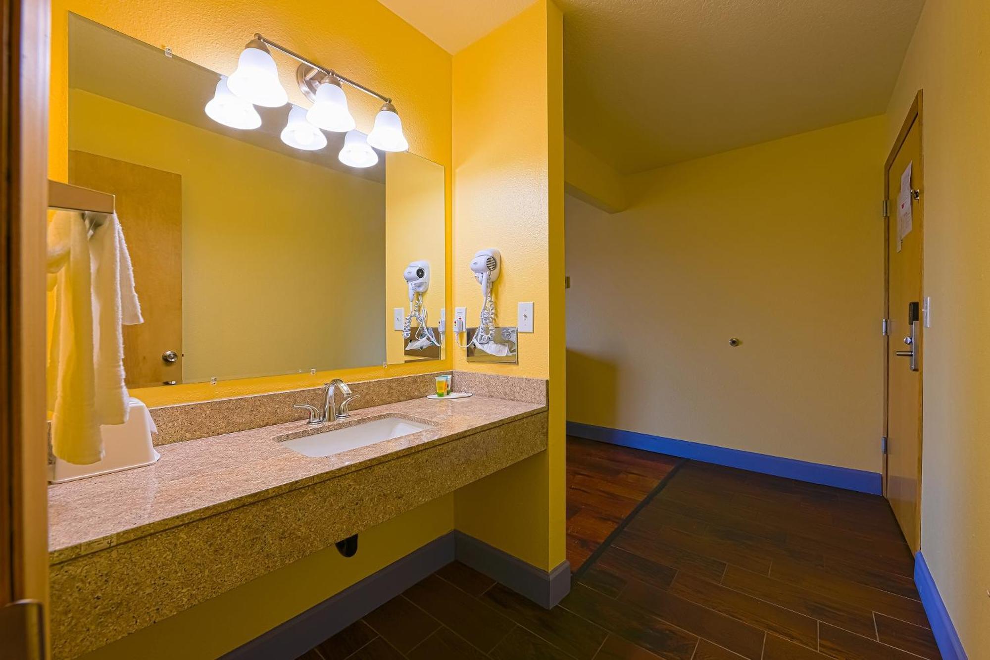 Coastal Inn By Oyo Lincoln City - Oregon Coast Hwy Bagian luar foto