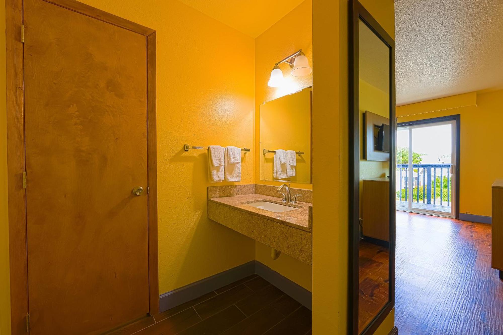 Coastal Inn By Oyo Lincoln City - Oregon Coast Hwy Bagian luar foto